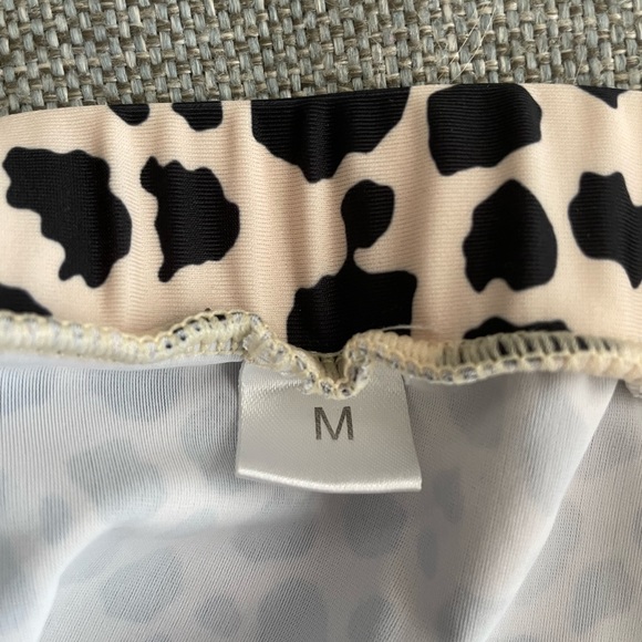 Leopard 2 piece bathing suit - Picture 6 of 8